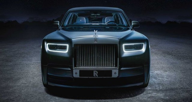 Roll-Royce ra mắt phiên bản Phantom siêu giới hạn: Vũ trụ ánh sao trong hình dáng chiếc xe hơi